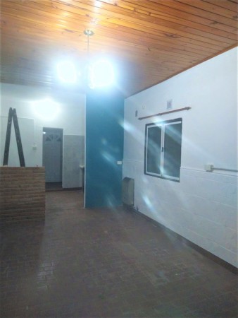 CASA TRES AMBIENTES CON PATIO EN SAN MIGUEL