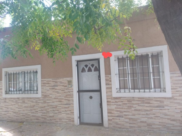 CASA TRES AMBIENTES CON PATIO EN SAN MIGUEL