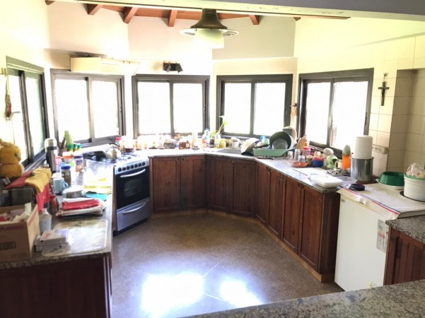 VENTA CASA QUINTA CON PILETA