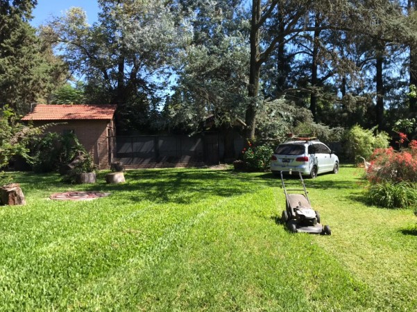 VENTA CASA QUINTA CON PILETA