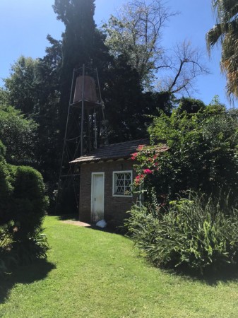 VENTA CASA QUINTA CON PILETA