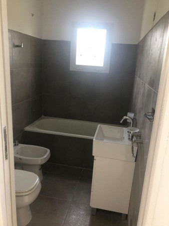 VENTA CASA A ESTRENAR EN BARRIO CERRADO SANTO TOMAS PILAR