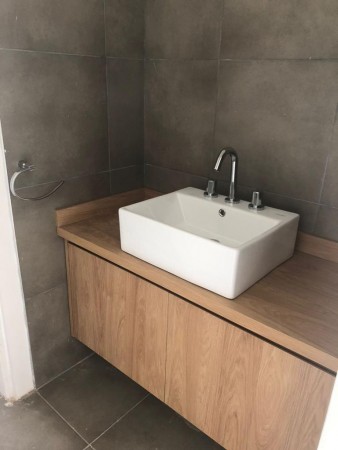 VENTA CASA A ESTRENAR EN BARRIO CERRADO SANTO TOMAS PILAR