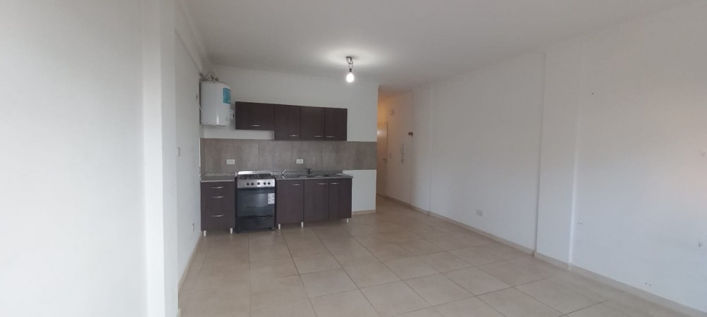 VENTA DOS AMBIENTES EN SAN MIGUEL CENTRO