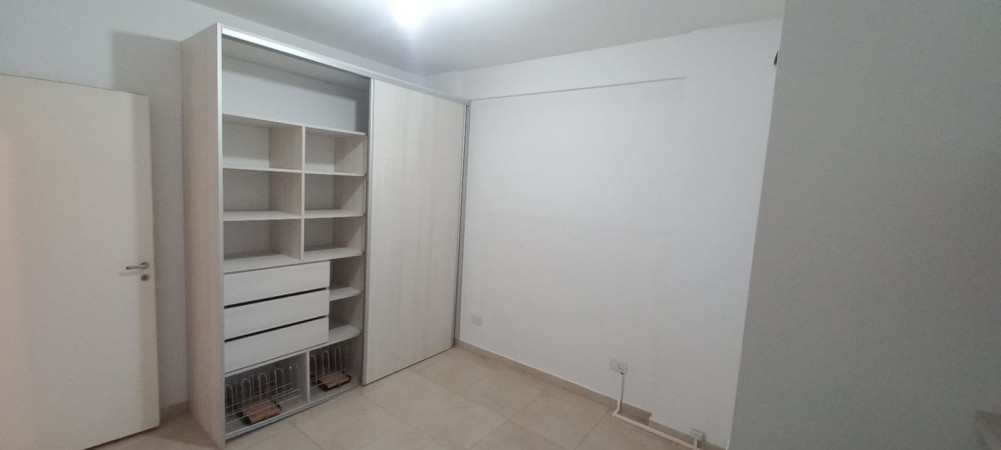 VENTA DOS AMBIENTES EN SAN MIGUEL CENTRO