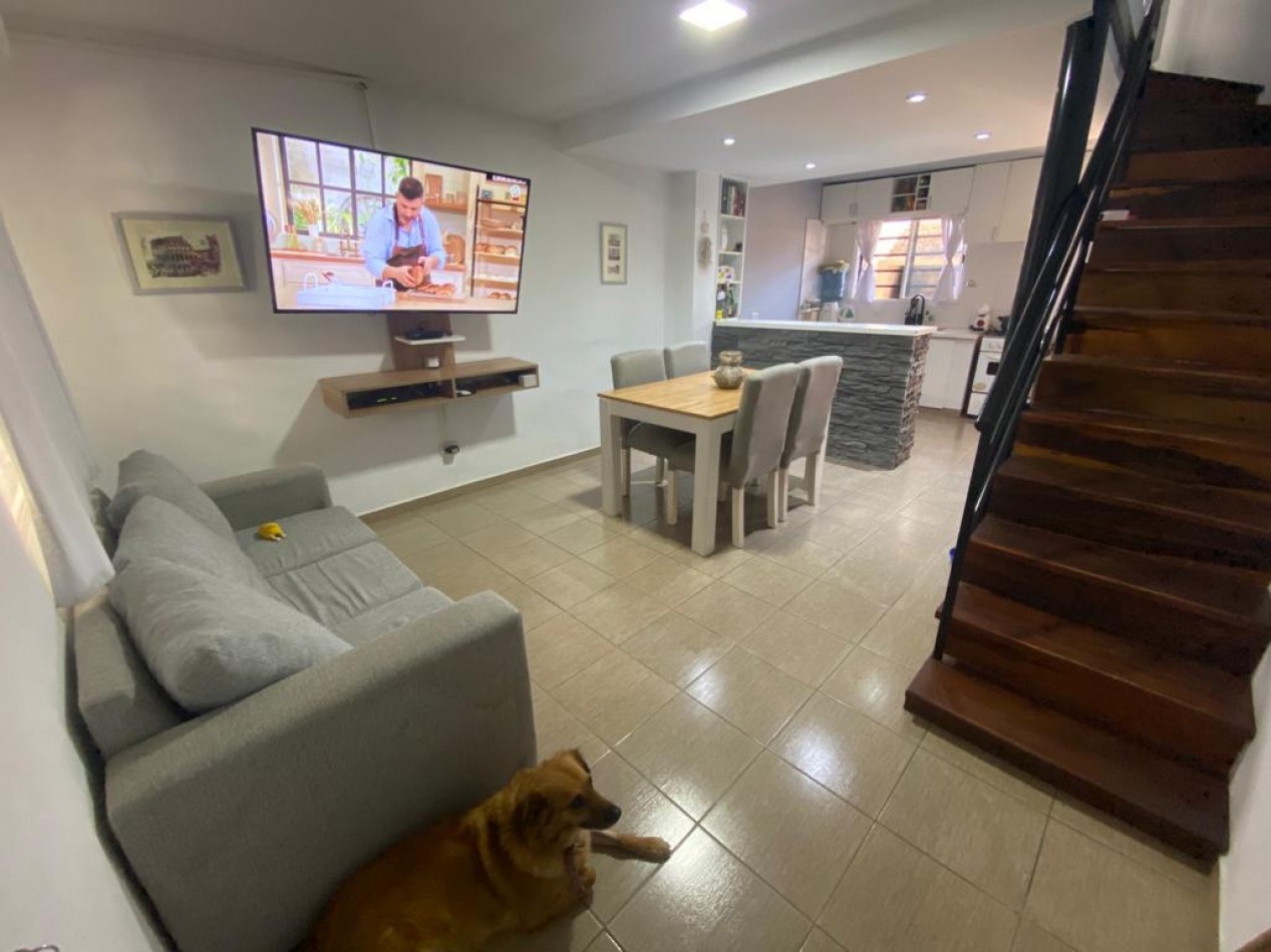 ALQUILER DUPLEX TRES AMBIENTES CON PATIO SAN MIGUEL