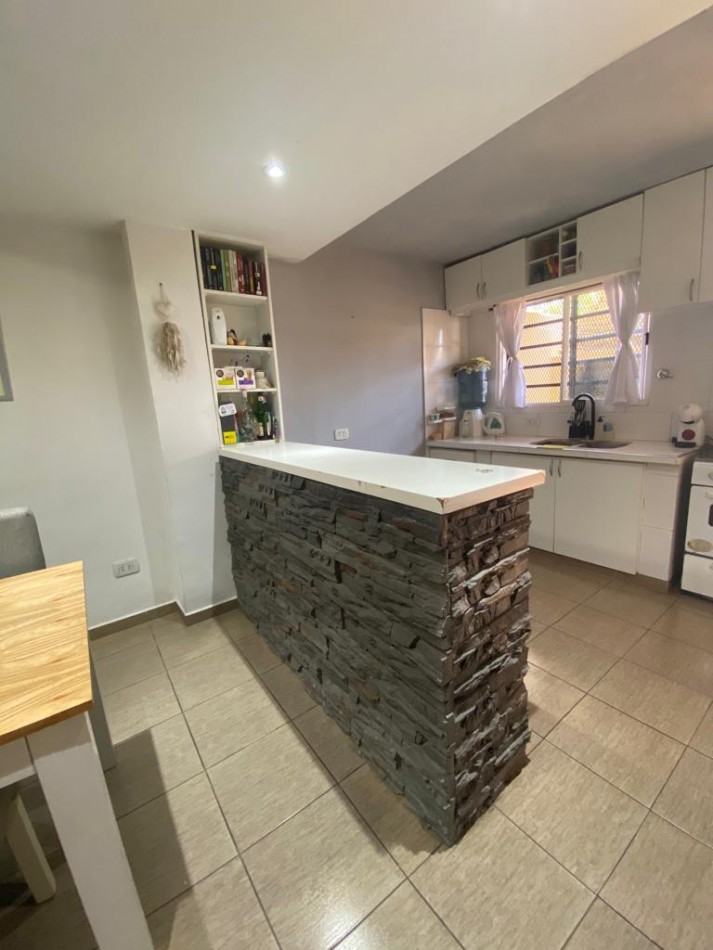 ALQUILER DUPLEX TRES AMBIENTES CON PATIO SAN MIGUEL