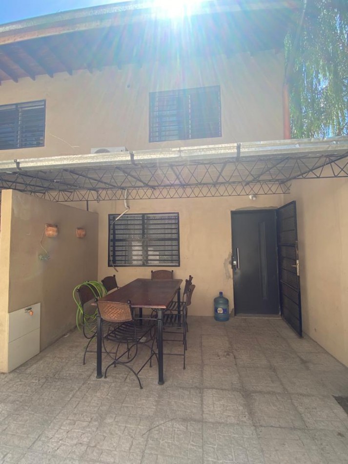 ALQUILER DUPLEX TRES AMBIENTES CON PATIO SAN MIGUEL