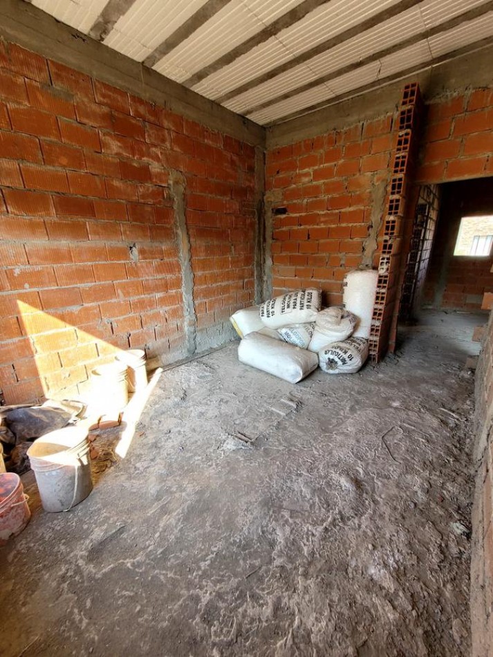 VENTA CASA EN BARRIO MAGNA BARRIO CERRADO MALVINAS ARGENTINAS