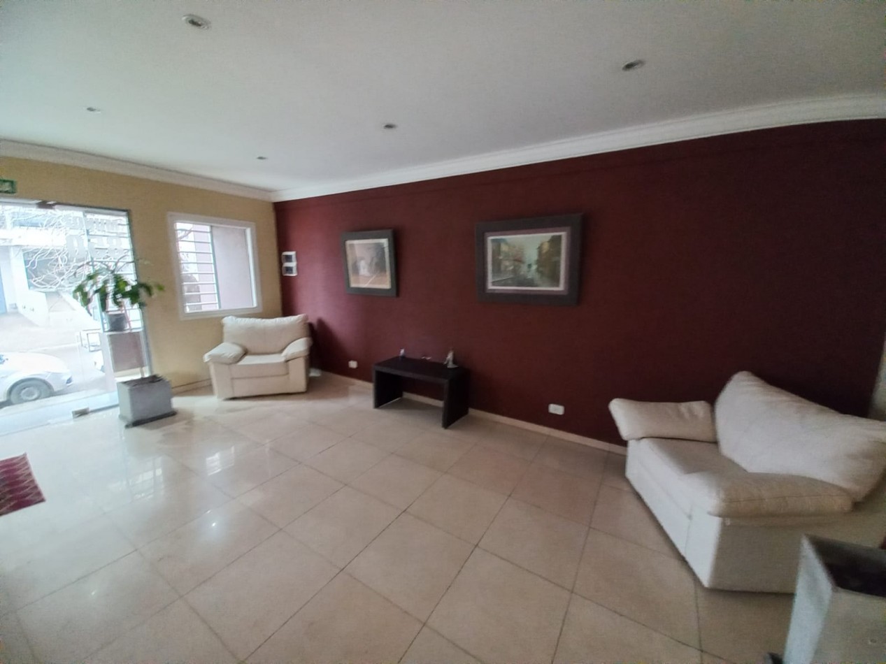 VENTA MONOAMBIENTE CON BALCON MUÑIZ