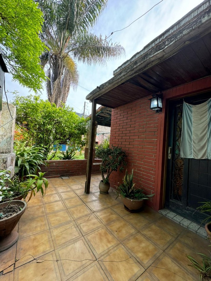 VENTA CASA EN BELLA VISTA A RECICLAR