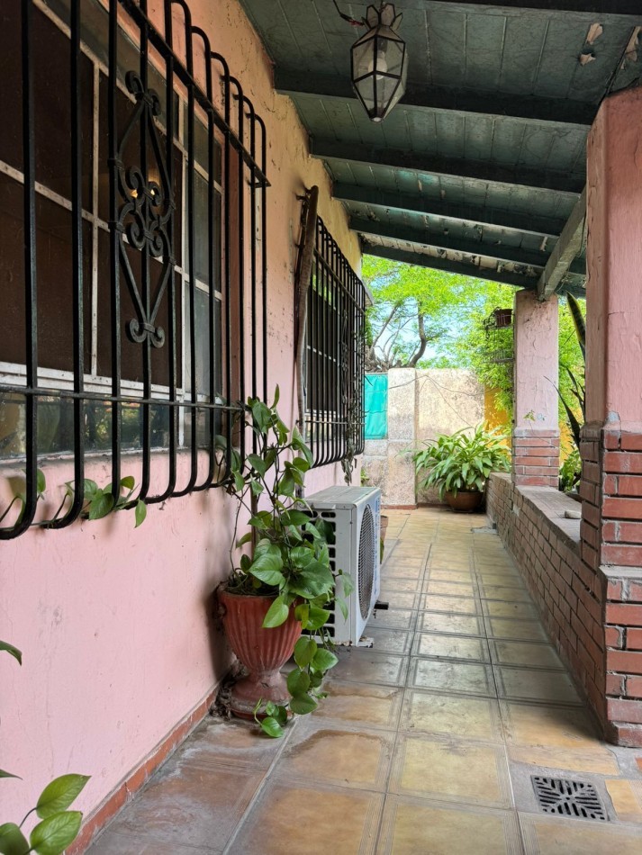 VENTA CASA EN BELLA VISTA A RECICLAR