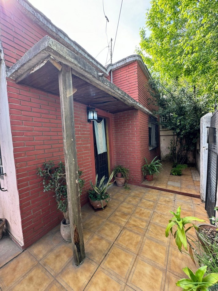 VENTA CASA EN BELLA VISTA A RECICLAR