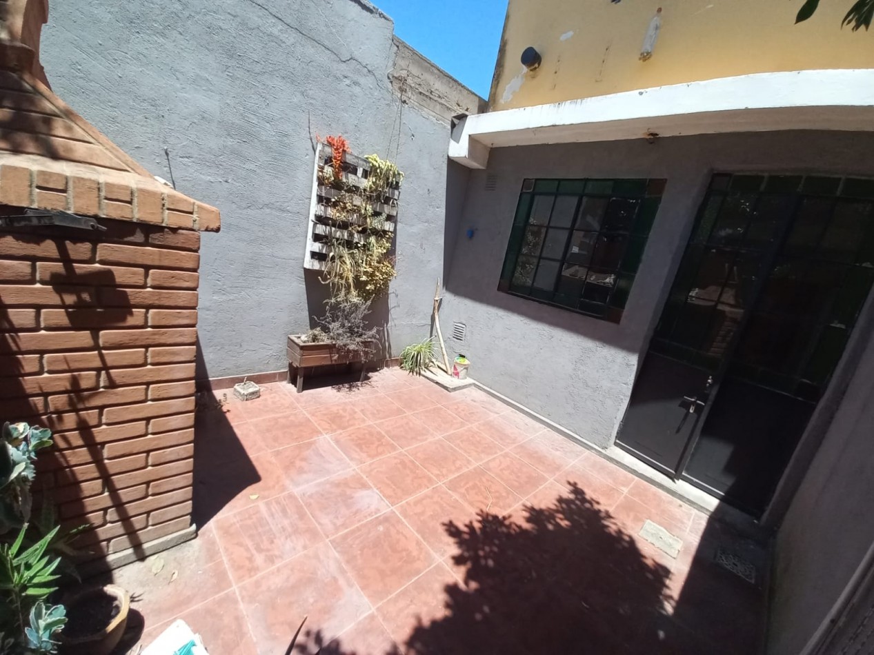 VENTA DUPLEX CON PATIO Y COCHERA BELLA VISTA