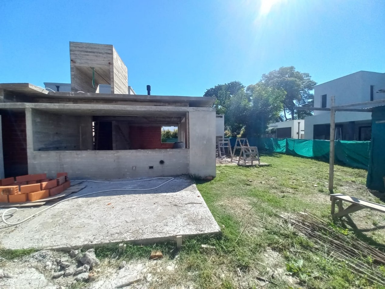 VENTA CASA BARRIO MAGNA