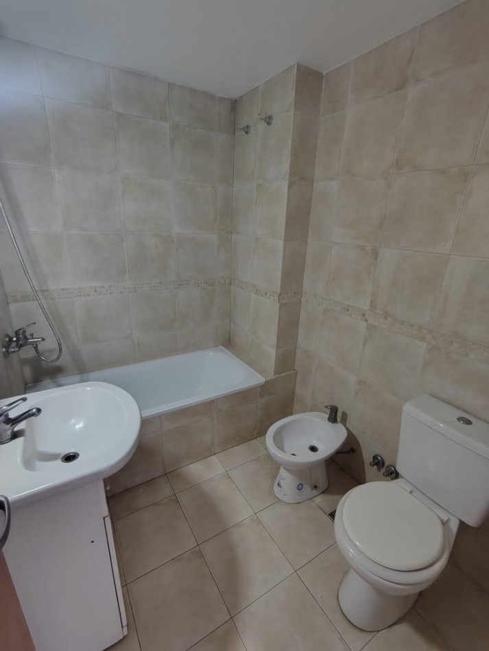ALQUILER DOS AMBIENTES SAN MIGUEL CENTRO