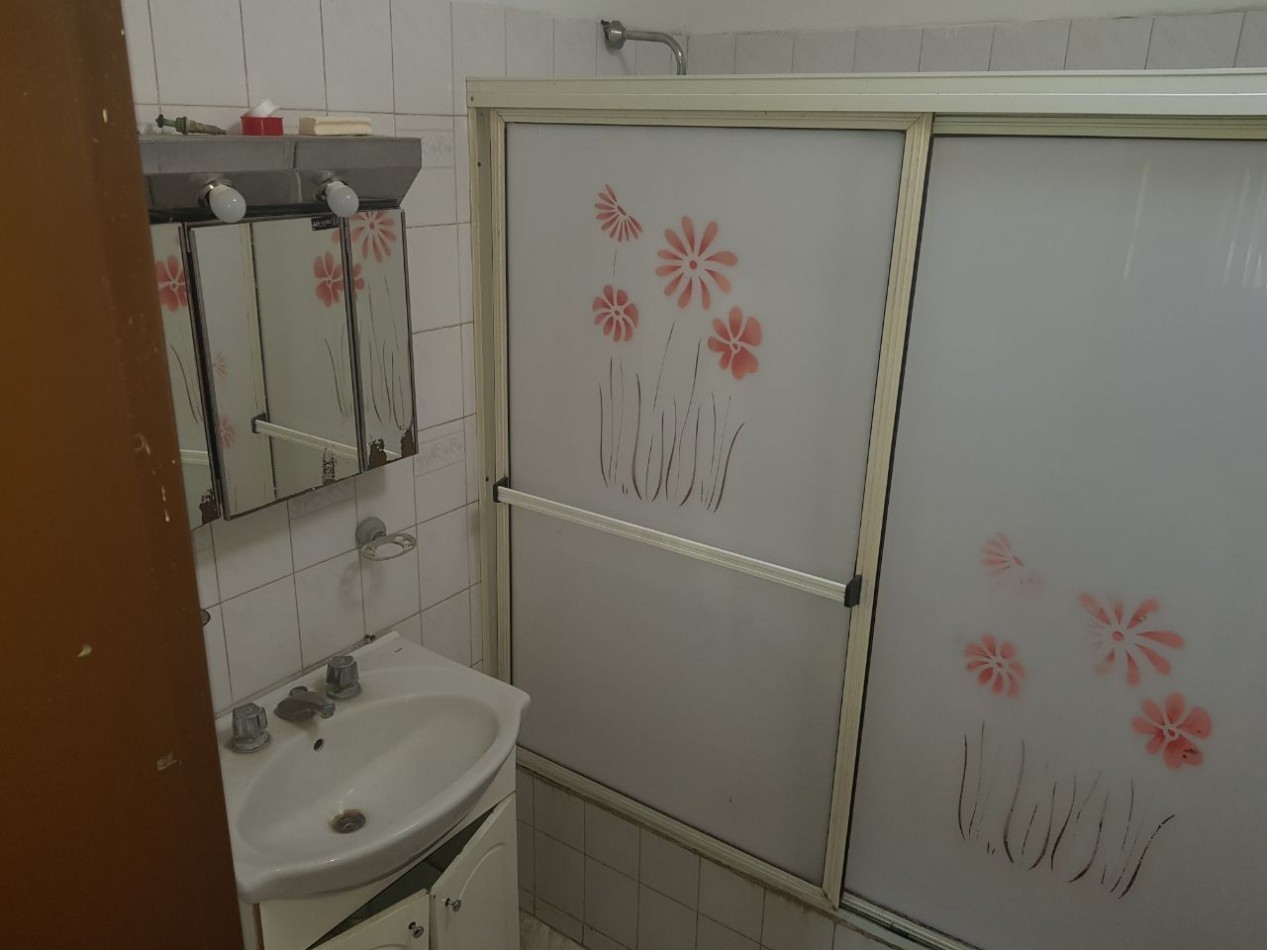 VENTA DOS CASAS EN BELLA VISTA 