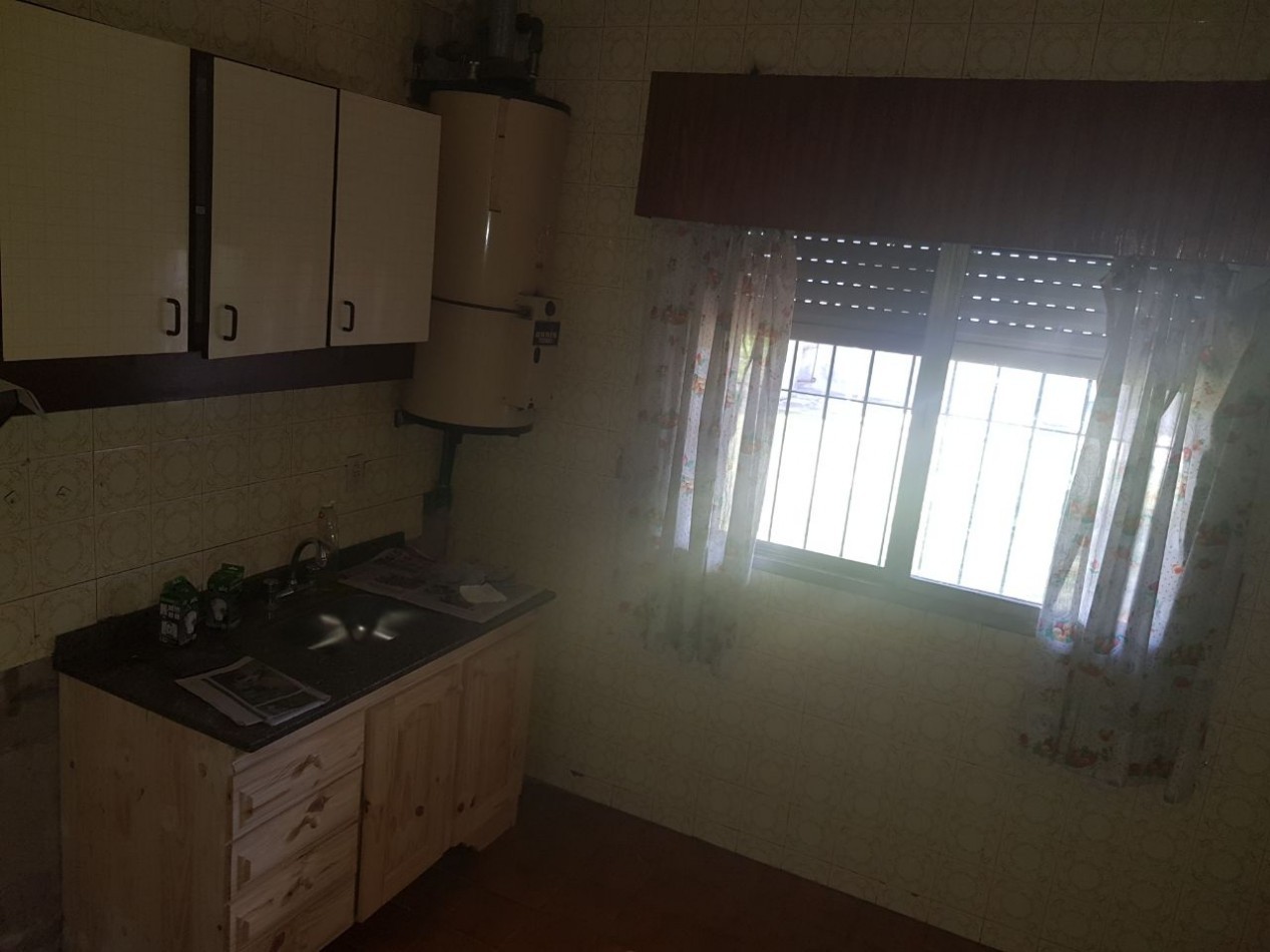 VENTA DOS CASAS EN BELLA VISTA 