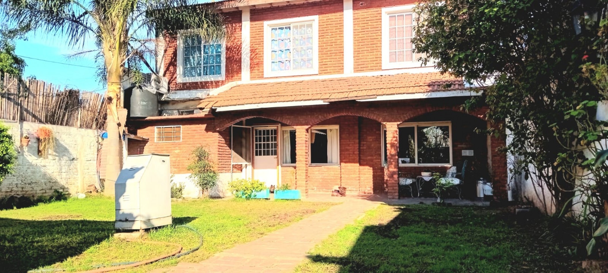 VENTA CASA EN BELLA VISTA CON LOCAL