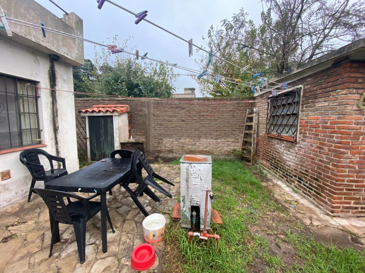 VENTA CASA BELLA VISTA A REFACCIONAR