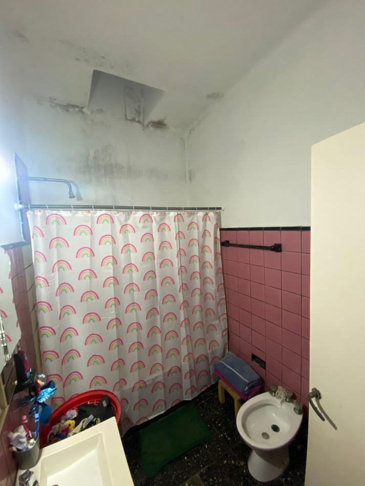 VENTA CASA BELLA VISTA A REFACCIONAR