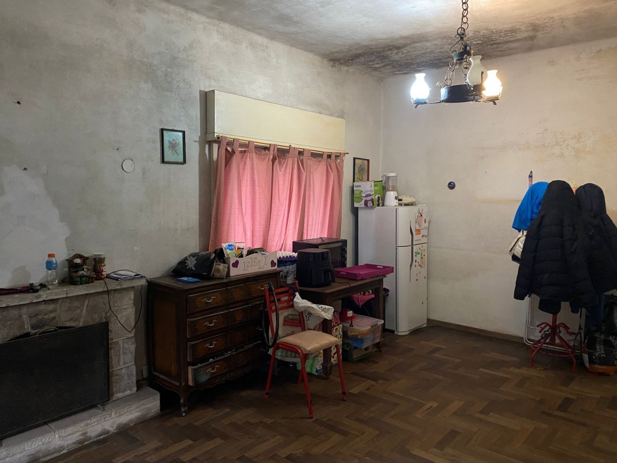 VENTA CASA BELLA VISTA A REFACCIONAR
