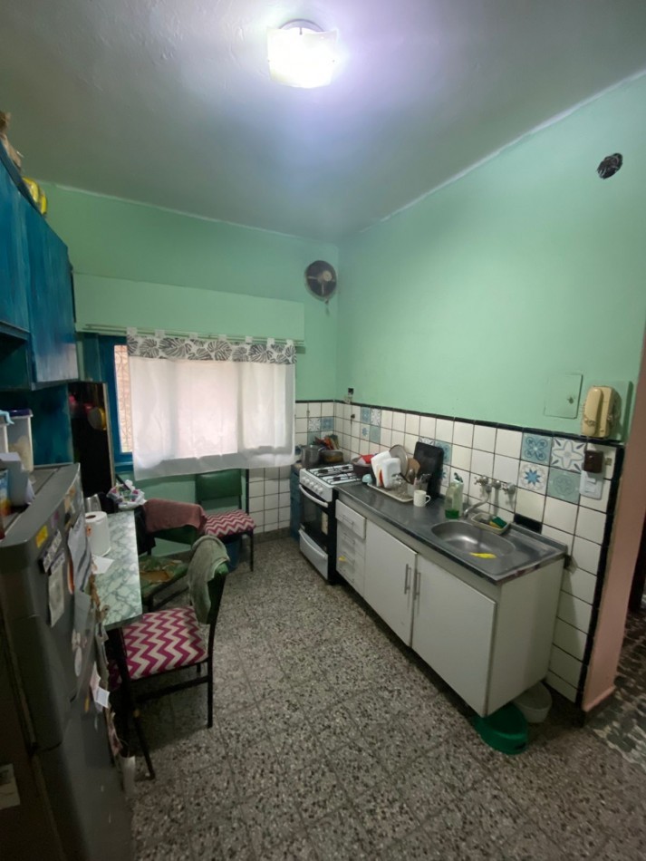 VENTA CASA BELLA VISTA A REFACCIONAR