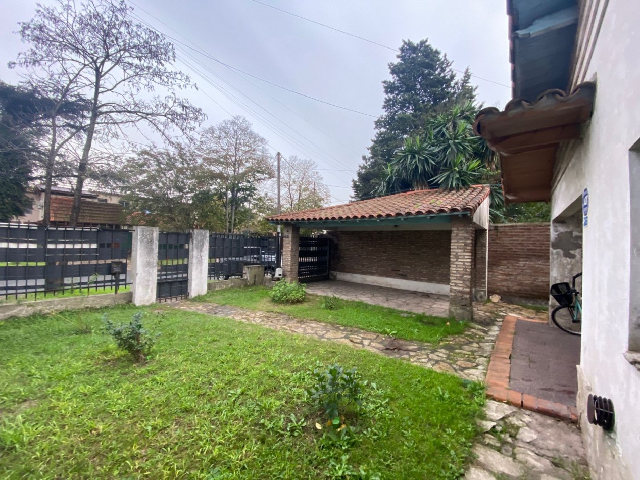 VENTA CASA BELLA VISTA A REFACCIONAR