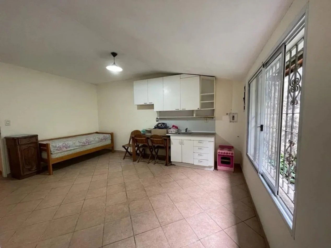 VENTA CASA 5 DORMITORIOS CON PARQUE SAN MIGUEL