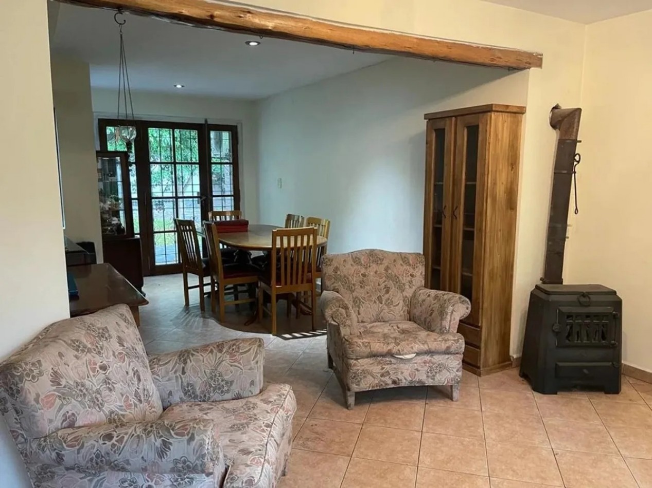 VENTA CASA 5 DORMITORIOS CON PARQUE SAN MIGUEL