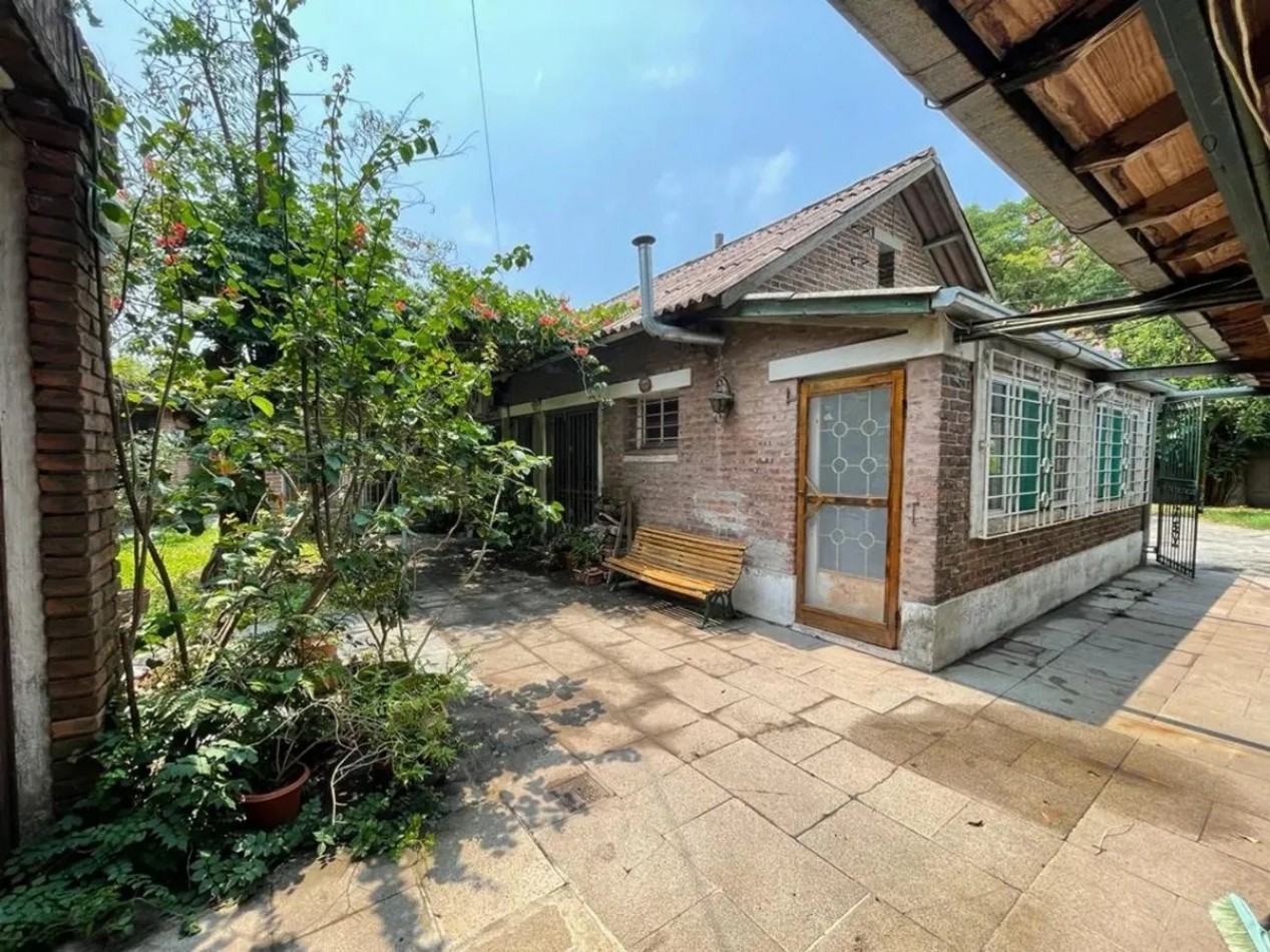 VENTA CASA 5 DORMITORIOS CON PARQUE SAN MIGUEL