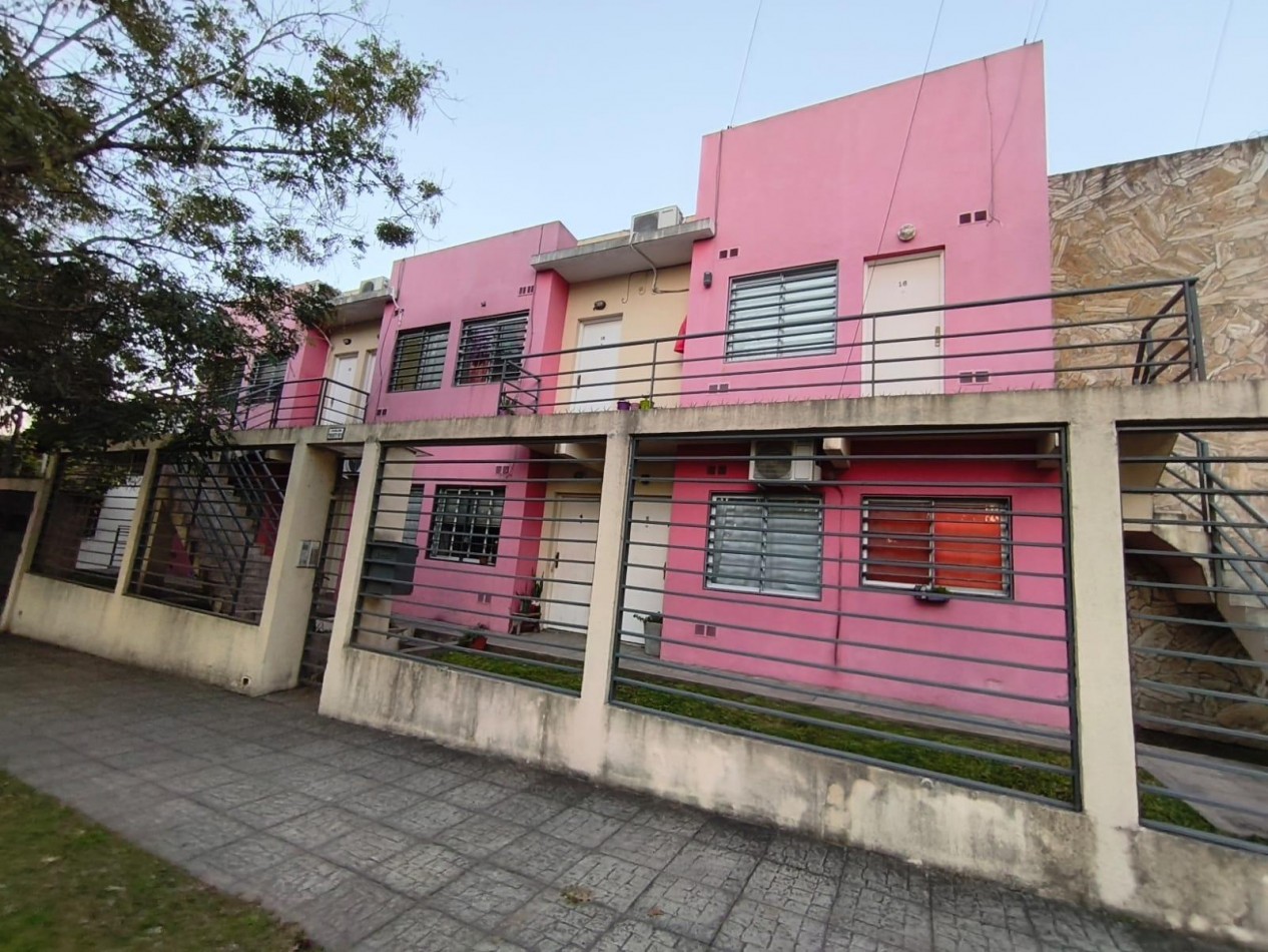 ALQUILER DOS AMBIENTES CON COCHERA