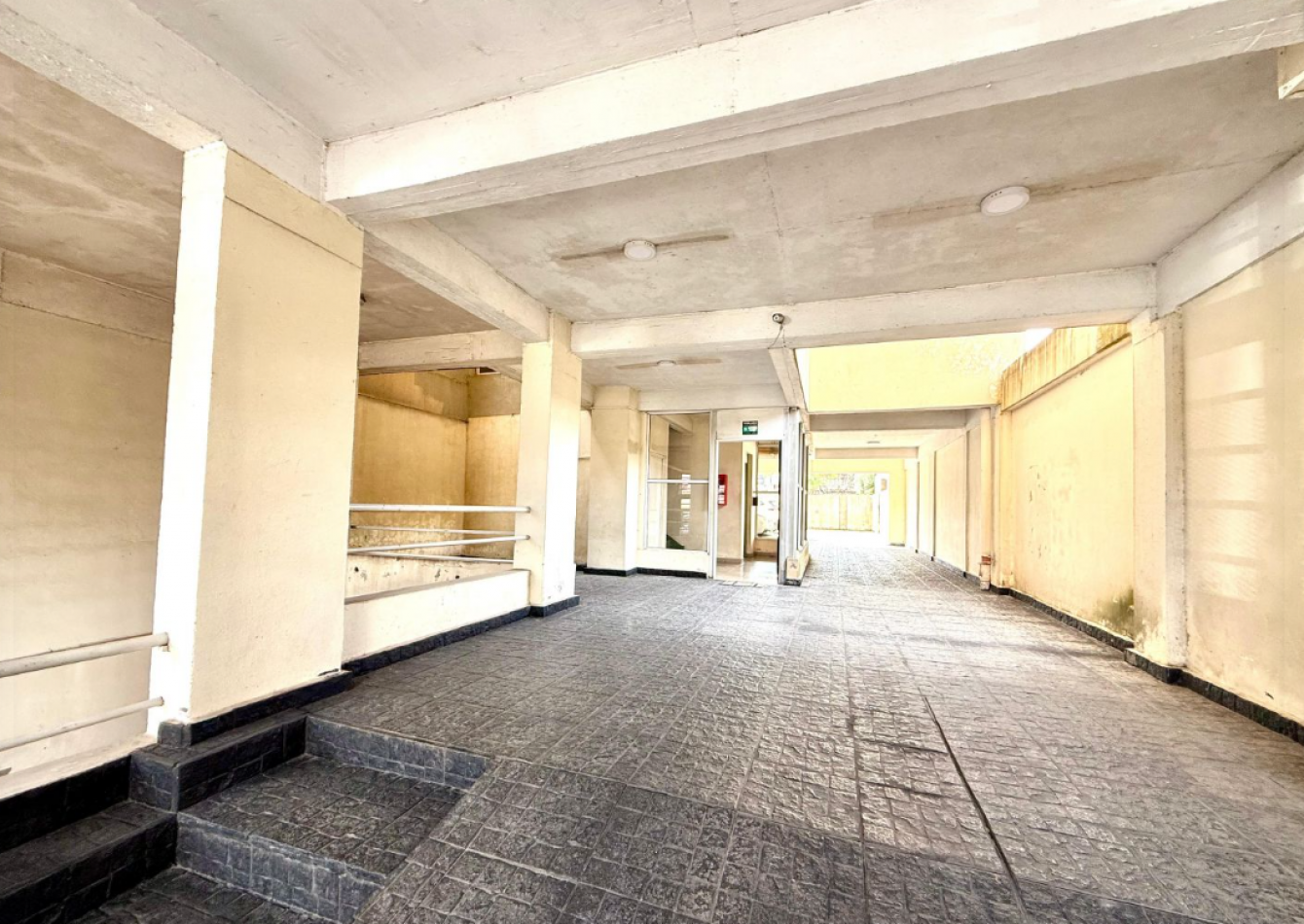 VENTA MONOAMBIENTE CON COCHERA Y BALCON SAN MIGUEL