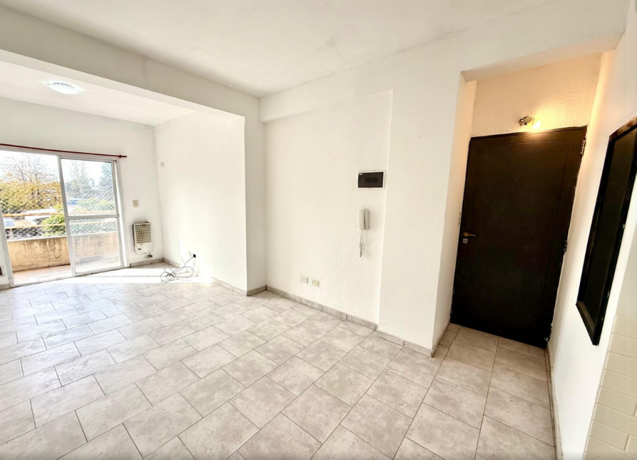 VENTA MONOAMBIENTE CON COCHERA Y BALCON SAN MIGUEL