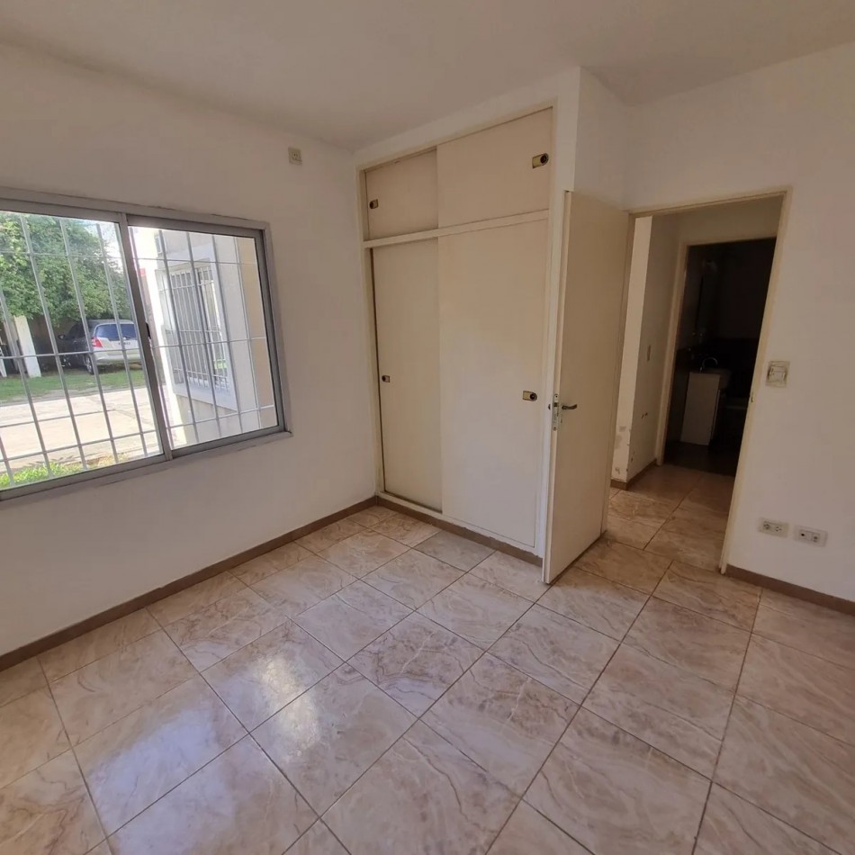 VENTA APTO CREDITO DOS AMBIENTES COCHERA SAN MIGUEL
