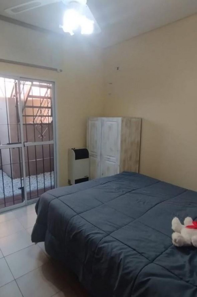 VENTA APTO CREDITO DOS AMBIENTES COCHERA PATIO