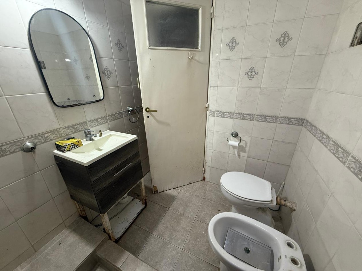 VENTA CASA A REFACCIONAR BELLA VISTA