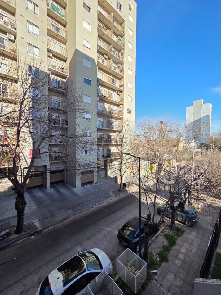 VENTA MONOAMBIENTE CON BALCON COCHERA SAN MIGUEL