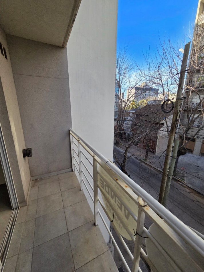 VENTA MONOAMBIENTE CON BALCON COCHERA SAN MIGUEL