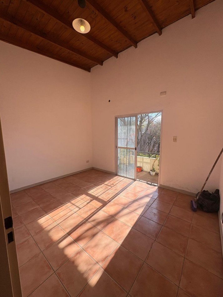 APTO CREDITO TRES AMBIENTES CON BALCON BELLA VISTA