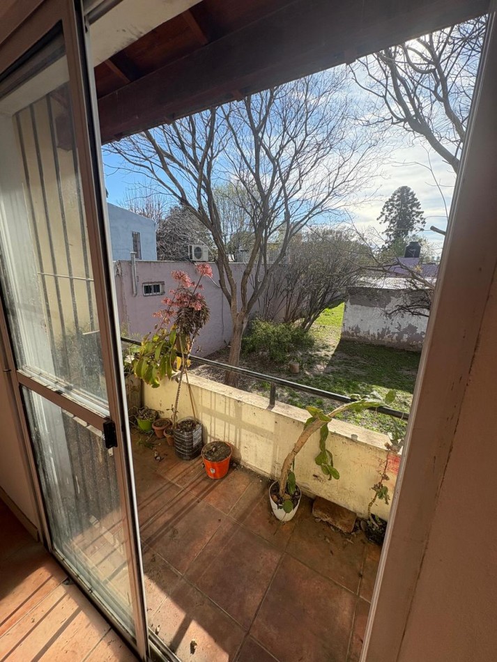 APTO CREDITO TRES AMBIENTES CON BALCON BELLA VISTA