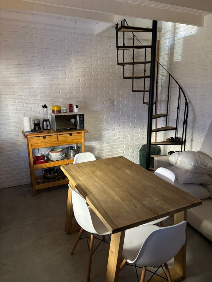 ALQUILER DUPLEX TRES AMBIENTES MUÑIZ 
