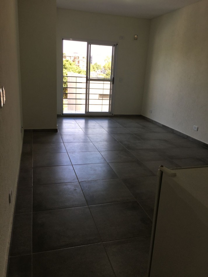 ALQUILER MONOAMBIENTE CON BALCON MUÑIZ