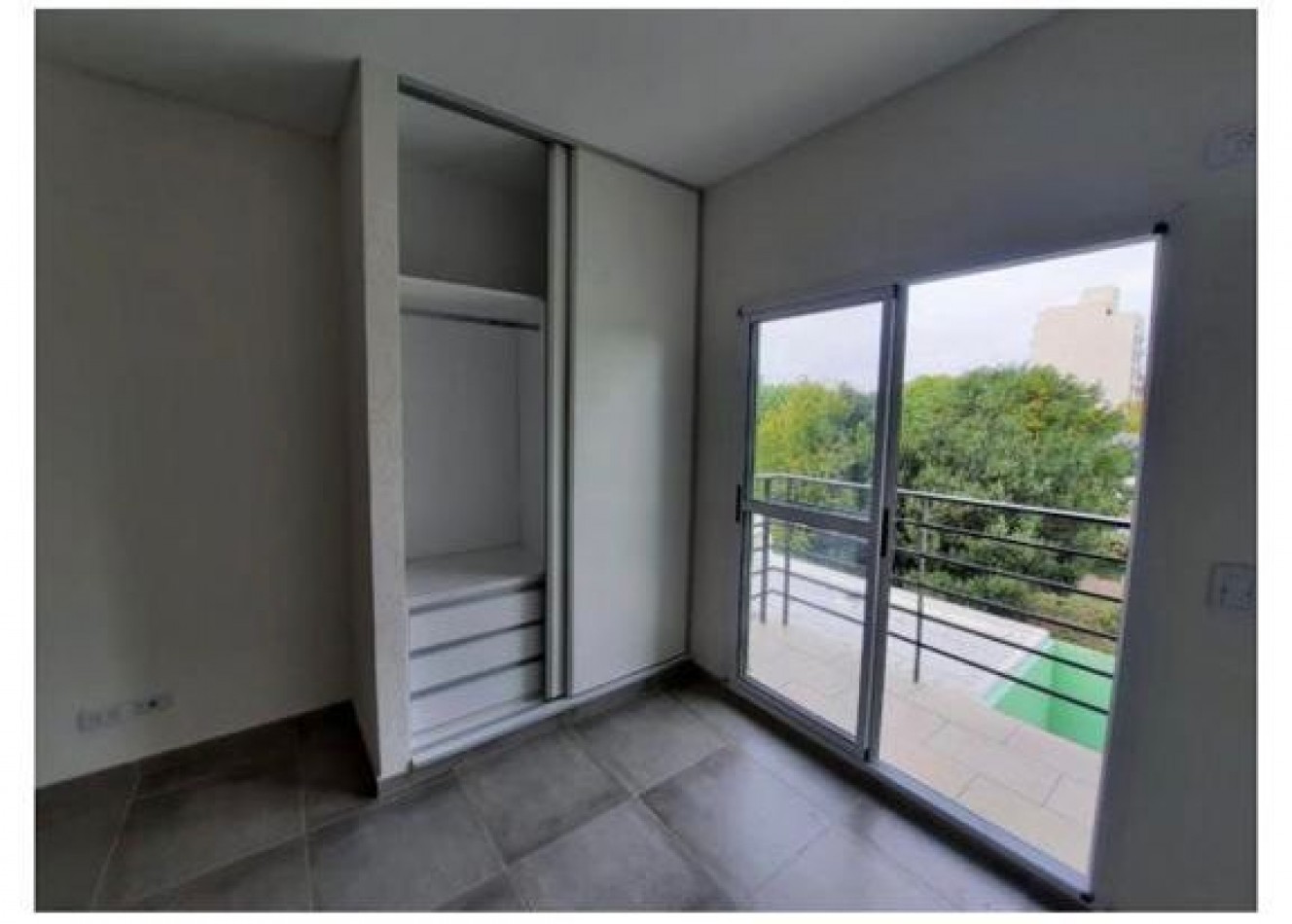 ALQUILER MONOAMBIENTE CON BALCON MUÑIZ