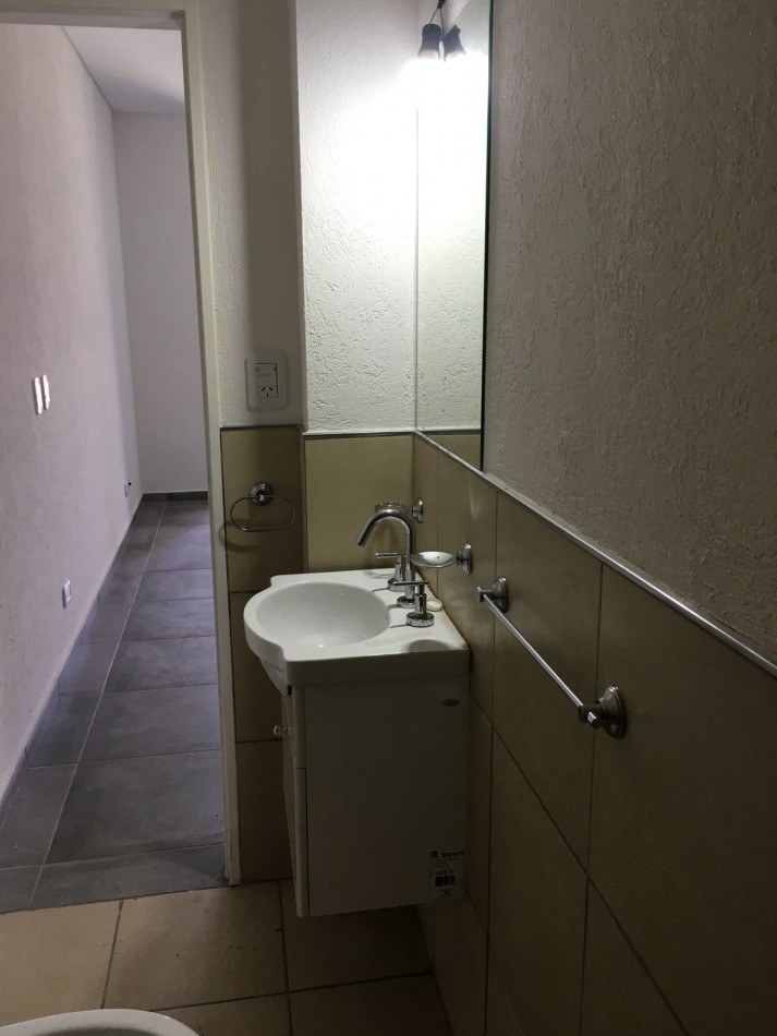 ALQUILER MONOAMBIENTE CON BALCON MUÑIZ