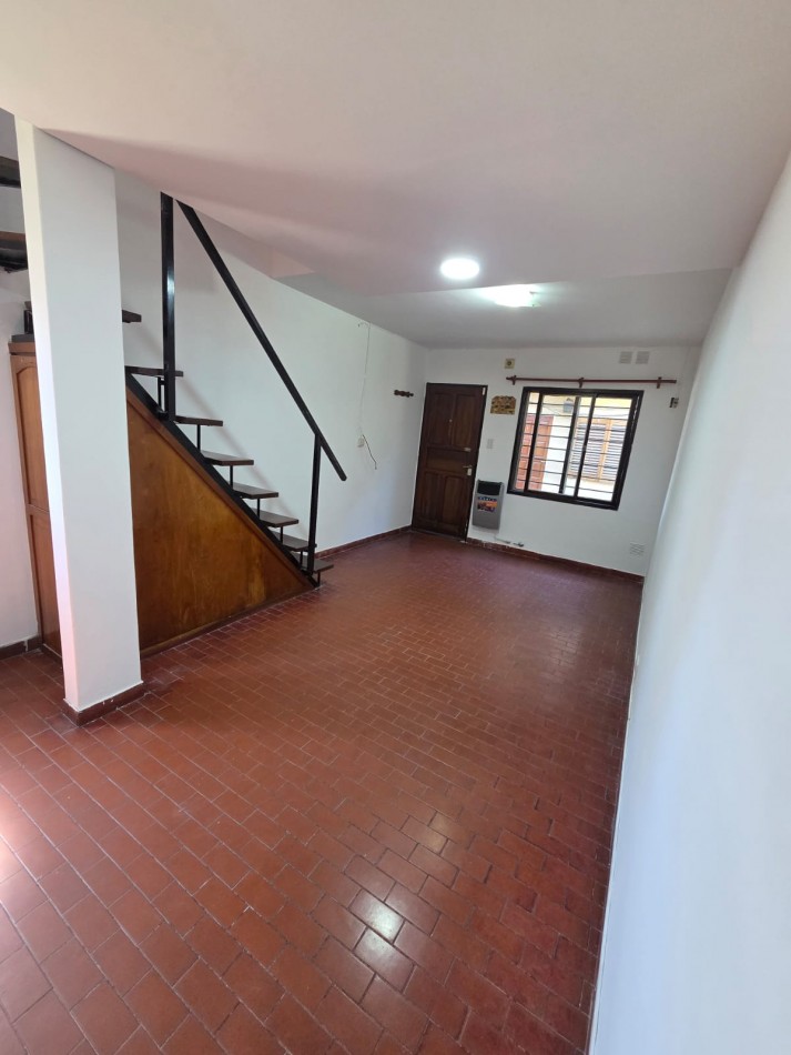 ALQUILER DUPLEX DOS AMBIENTES SAN MIGUEL CENTRO