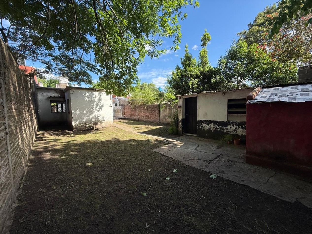 VENTA APTO CREDITO CASA TRES AMBIENTES PATIO COCHERA MUÑIZ SAN MIGUEL