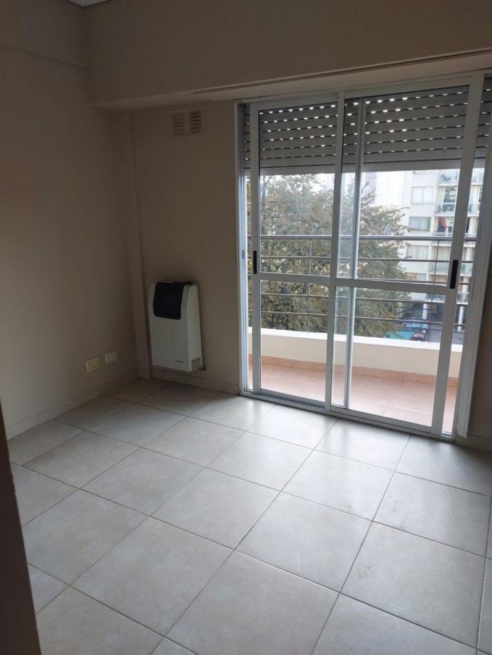 VENTA APTO CREDITO DOS AMBIENTES BALCON COCHERA SAN MIGUEL