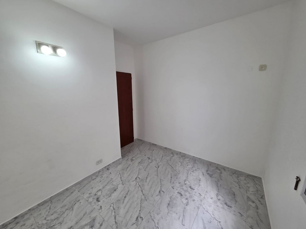 VENTA PH TRES AMBIENTES CON PATIO MUÑIZ