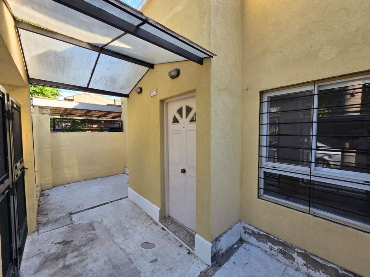 VENTA PH TRES AMBIENTES CON PATIO MUÑIZ